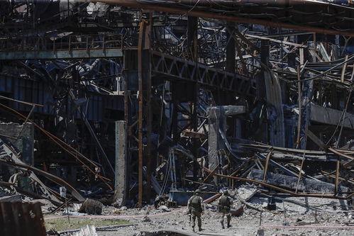 亚速钢铁厂最新状况爆料,生死存亡之际，战火中的坚守与抗争”